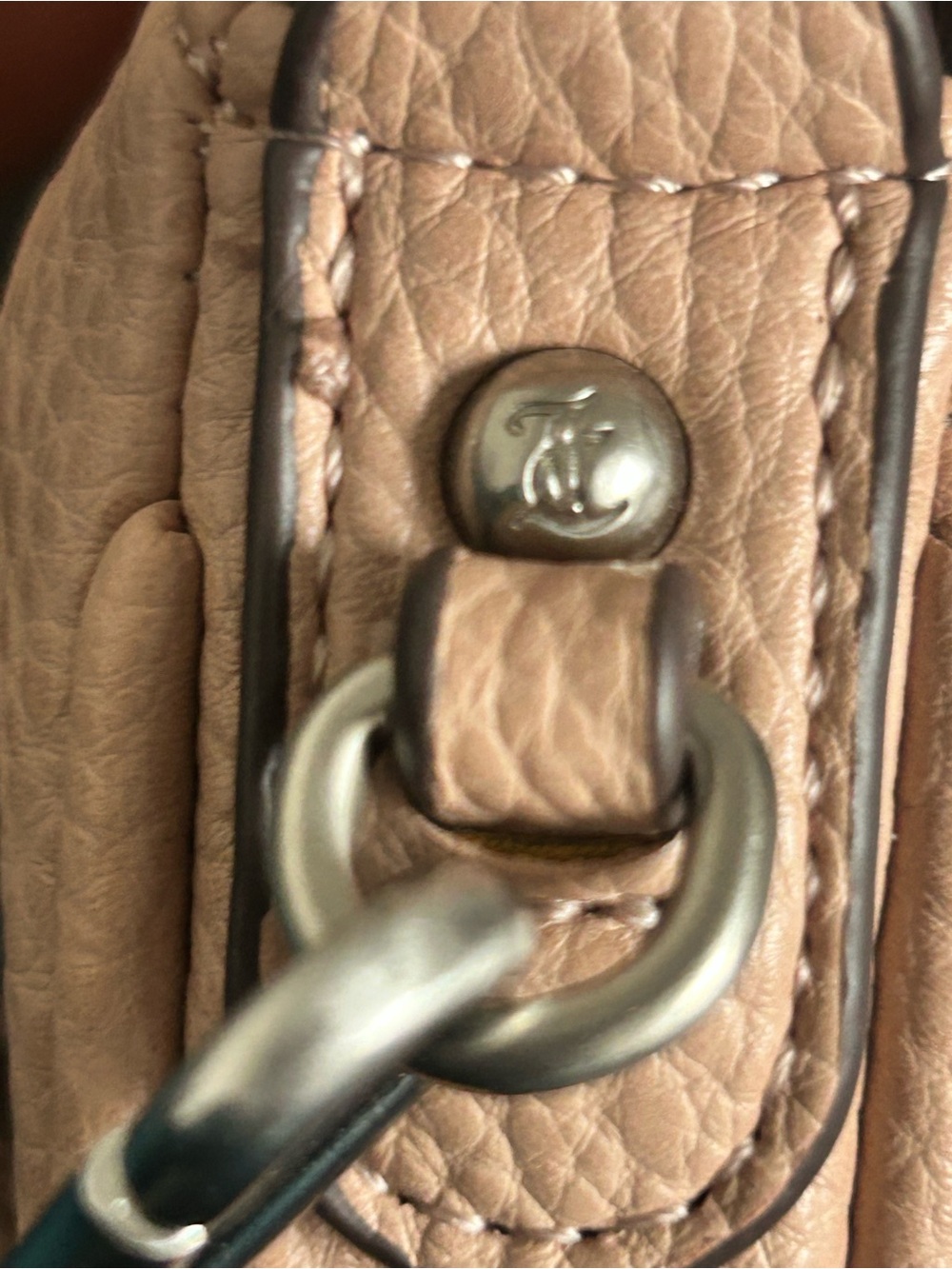 Juicy Couture Blush Pink Embossed Crest Heart Chain Shoulder Crossbody Bag - Picture 13 of 13